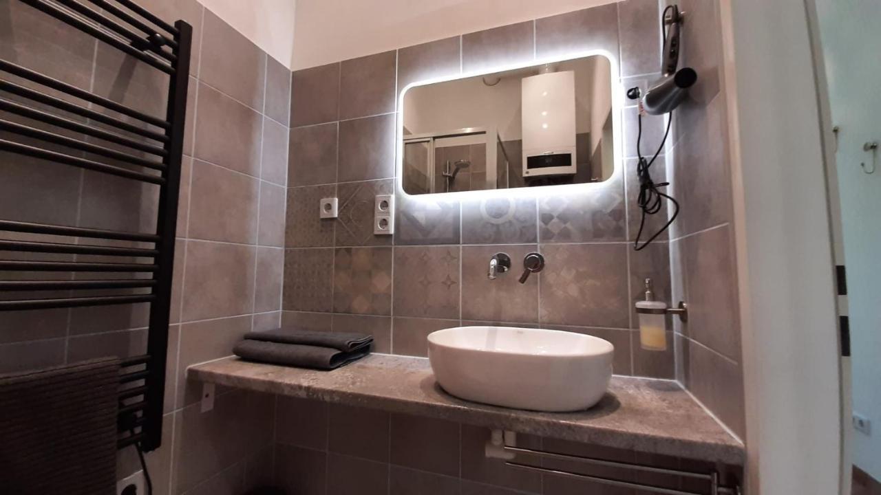 Apartment Pia's Gardenview Vienna